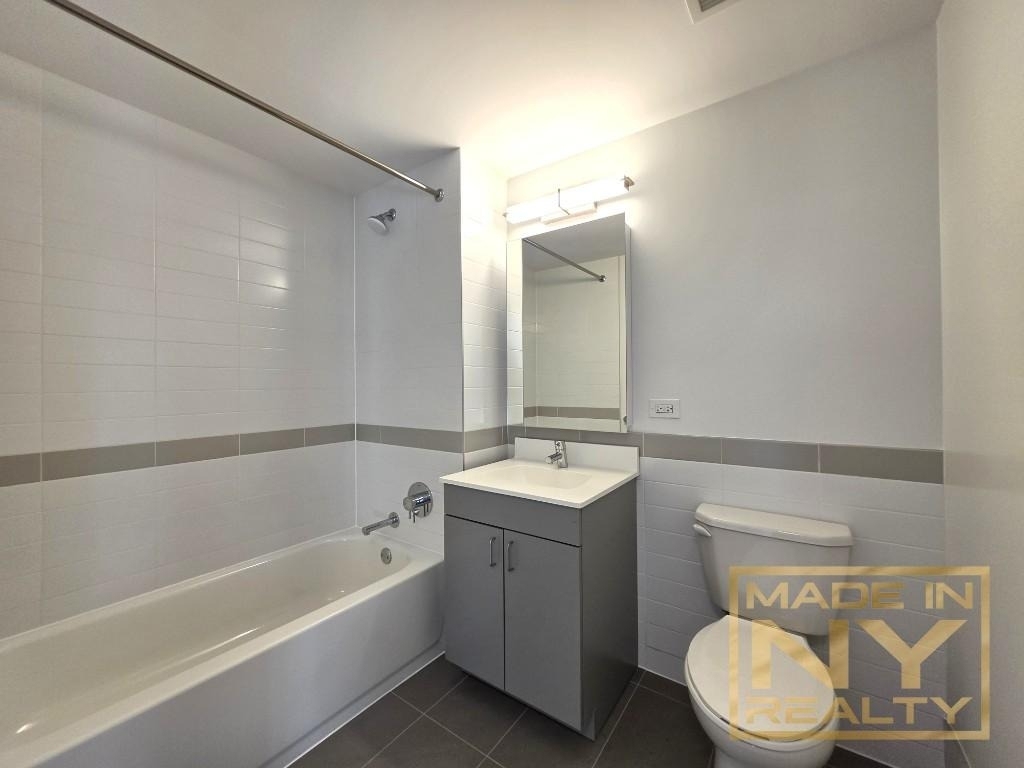 62-11 108th Street - Photo 4