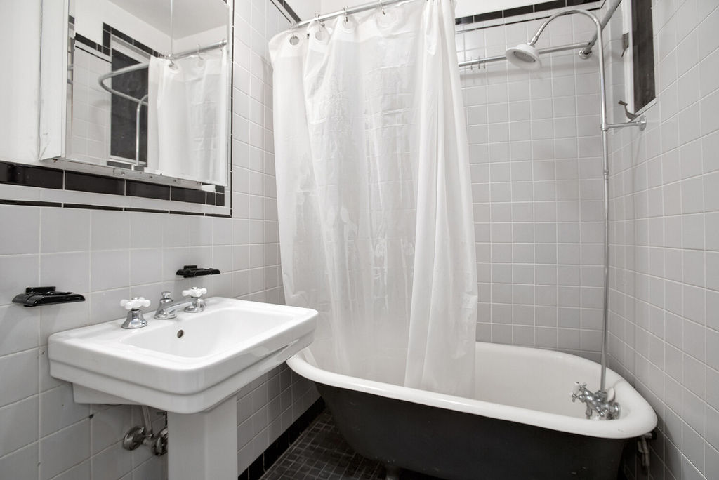 84 Grove Street - Photo 3