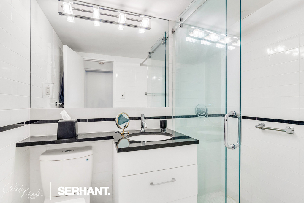 301 E 63rd Street - Photo 6