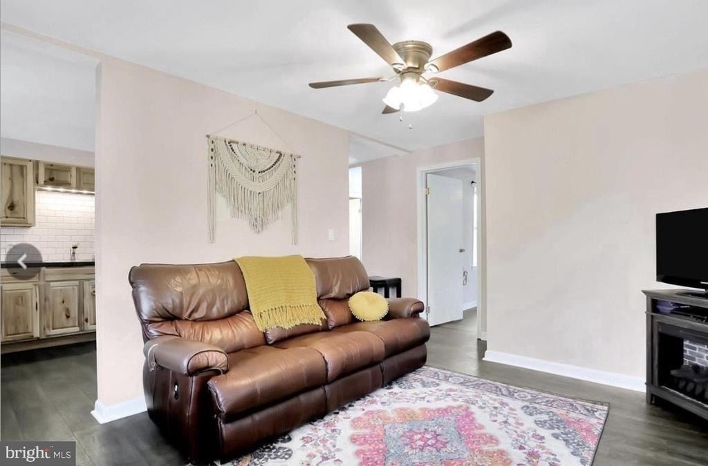 316 W 9th Street - Photo 6