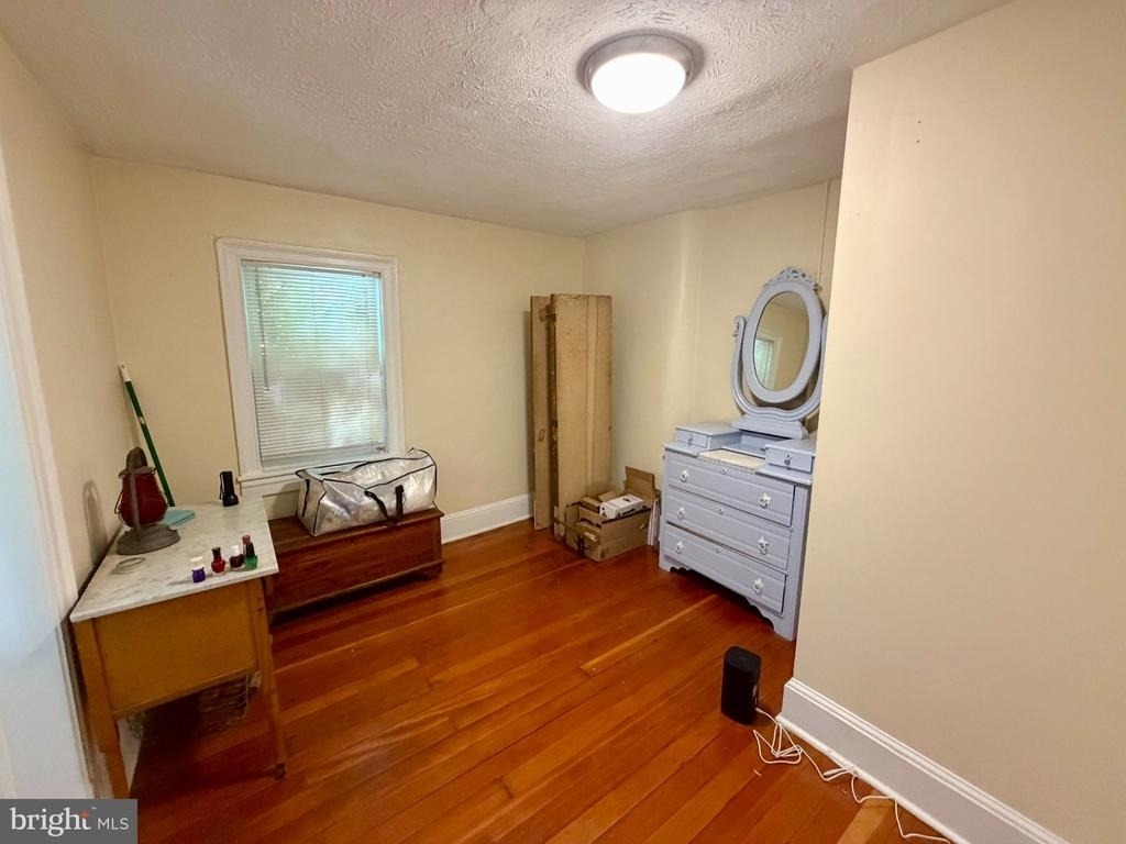 211 E Boscawen Street - Photo 8