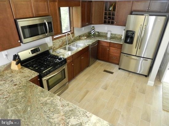 55 Bayview - Photo 5