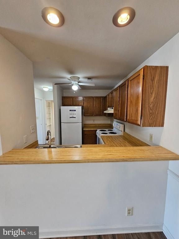 100 Chesterfield Lane - Photo 10