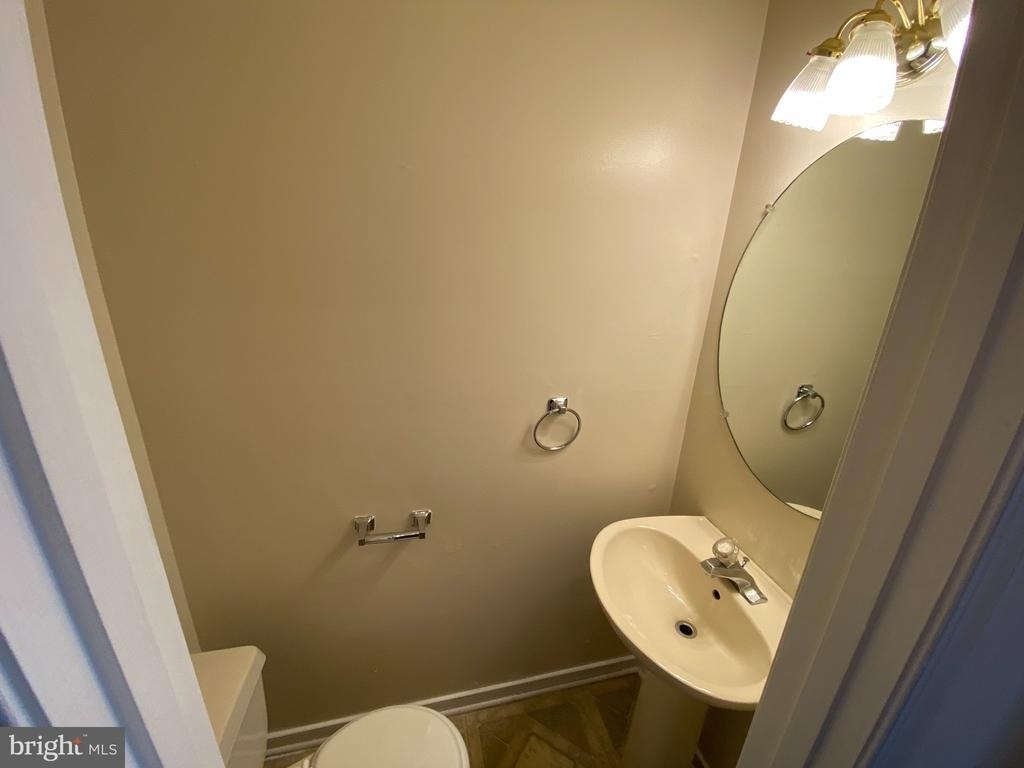 9 Brown Circle - Photo 13