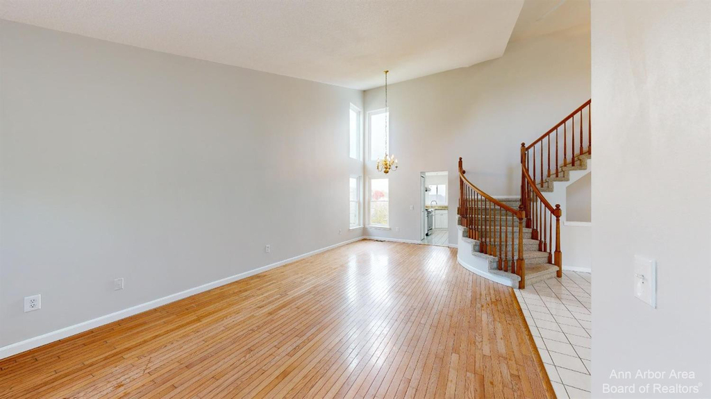 2844 Chaseway Court - Photo 2