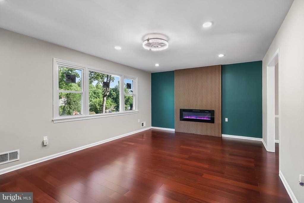 4223 Avon Drive - Photo 5