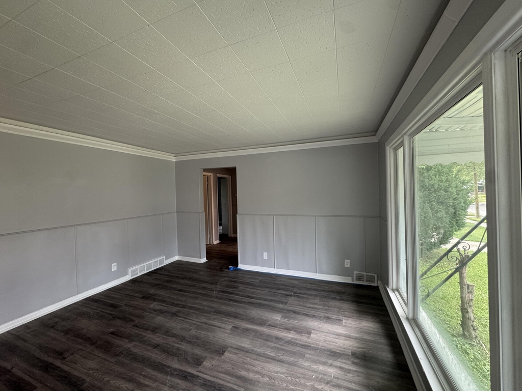 1735 Meadow Lane - Photo 1