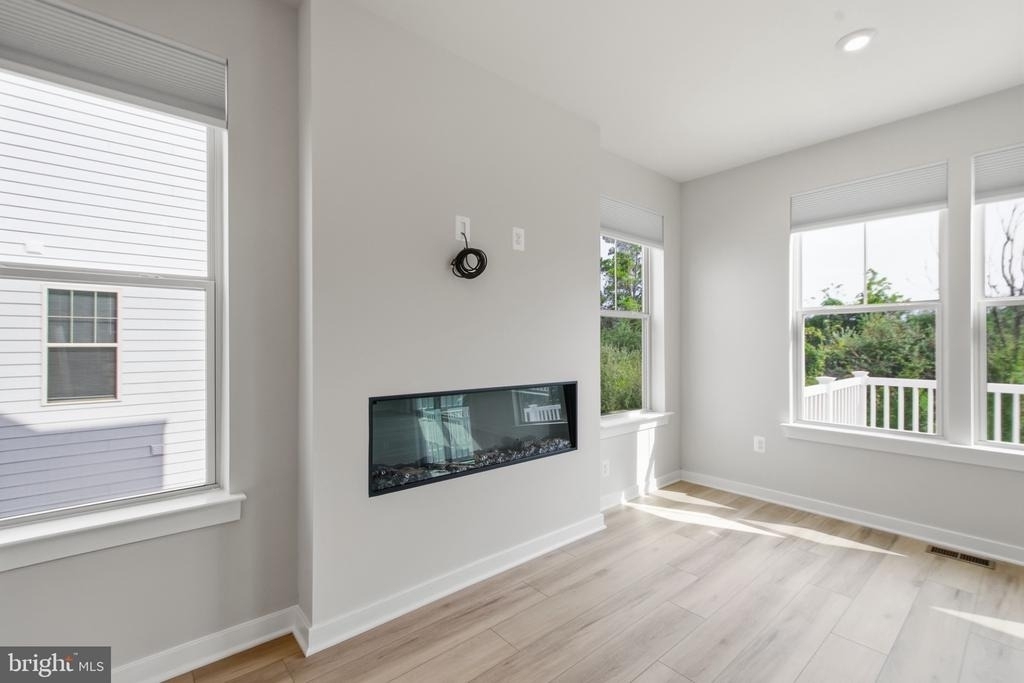 14153 Slate Street - Photo 6