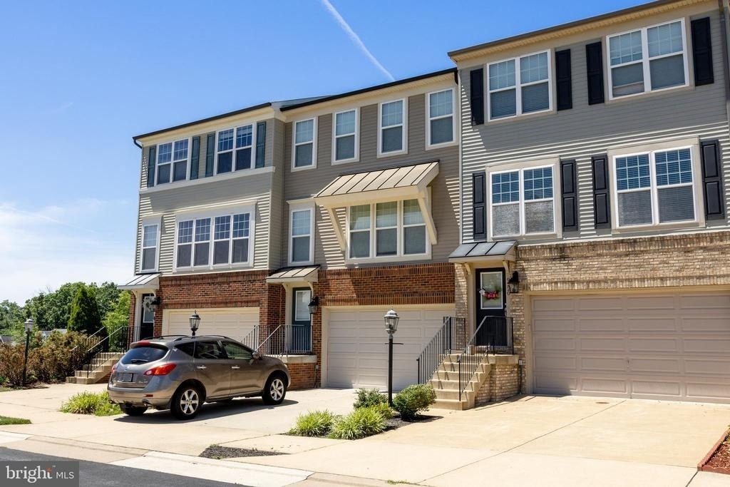 9222 Dawkins Crest Circle - Photo 0