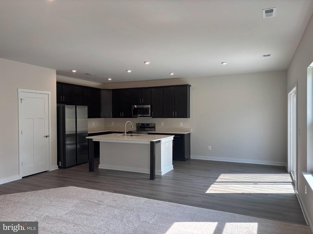 372 Baker Drive - Photo 6