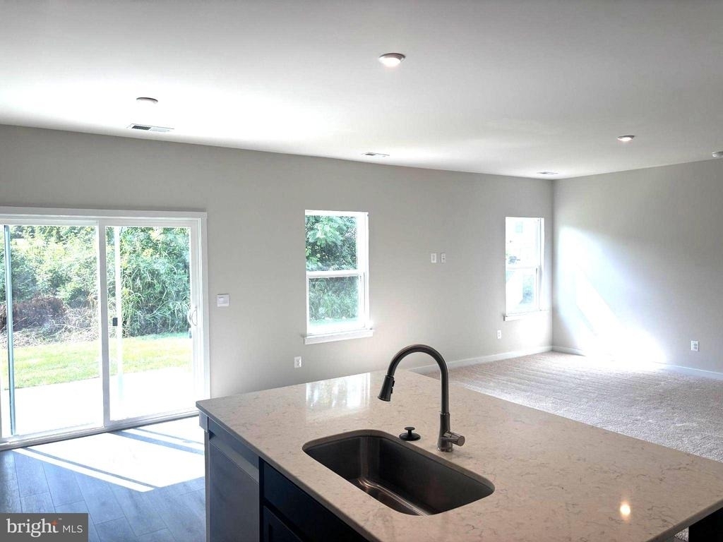 372 Baker Drive - Photo 3