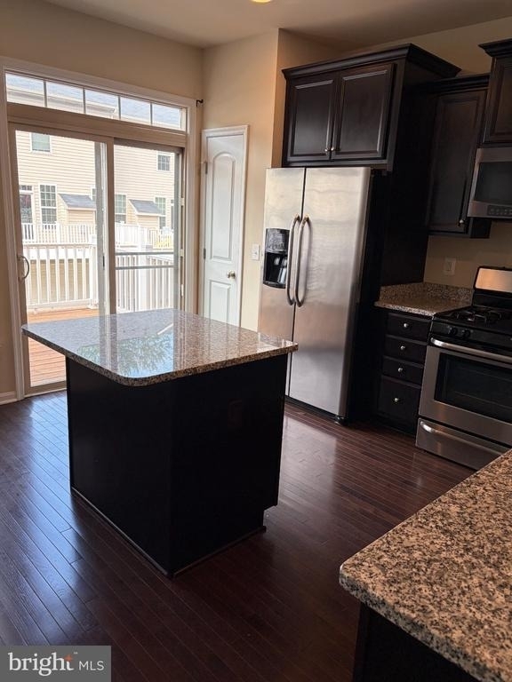 9244 Prescott Avenue - Photo 4