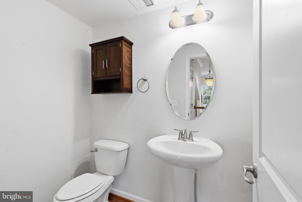 43860 Artsmith Terrace - Photo 11