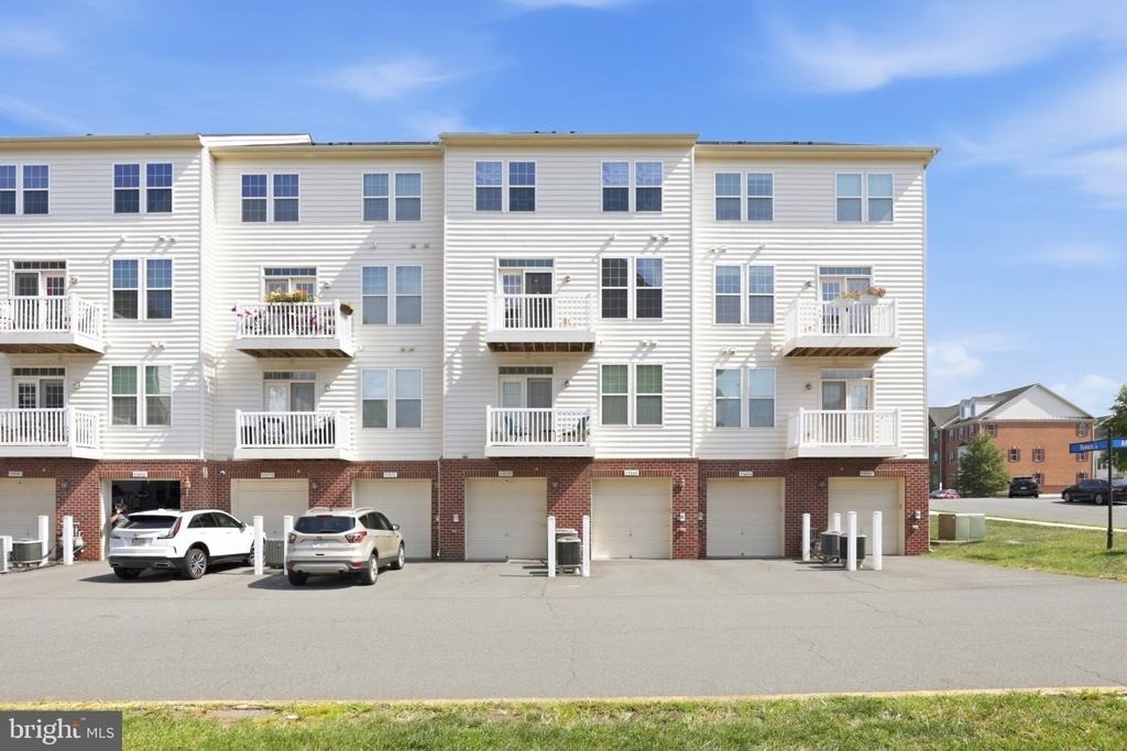43860 Artsmith Terrace - Photo 24