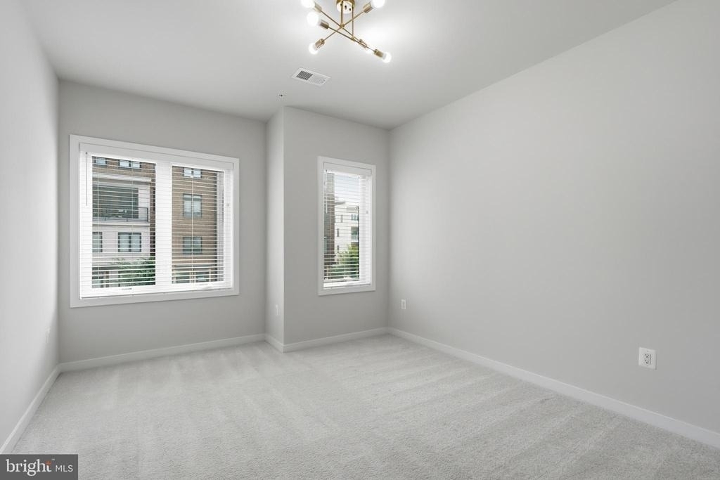 43185 Mongold Square - Photo 30