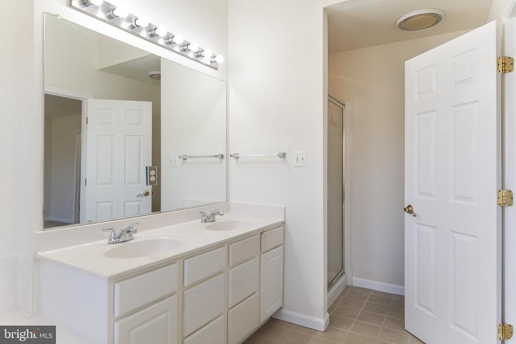 20717 Waterfall Branch Terrace - Photo 24