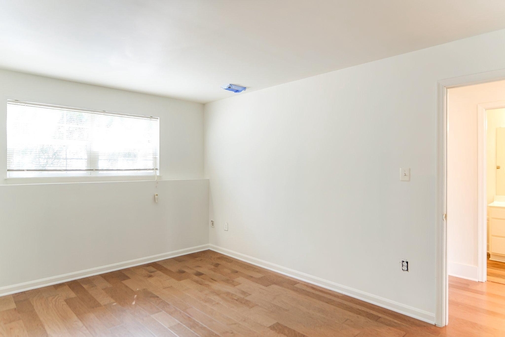 20717 Waterfall Branch Terrace - Photo 37