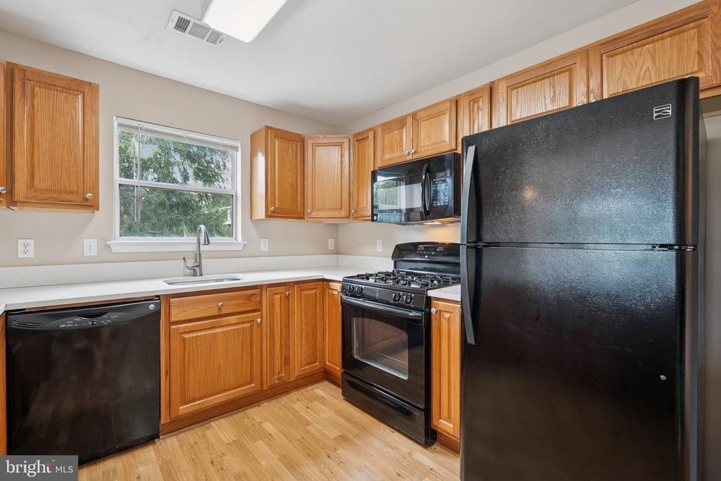 20590 Cornstalk Terrace - Photo 10