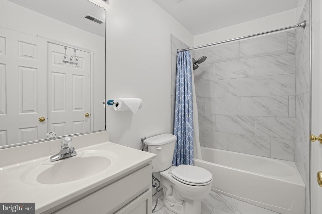 43100 Sherbrooke Terrace - Photo 19