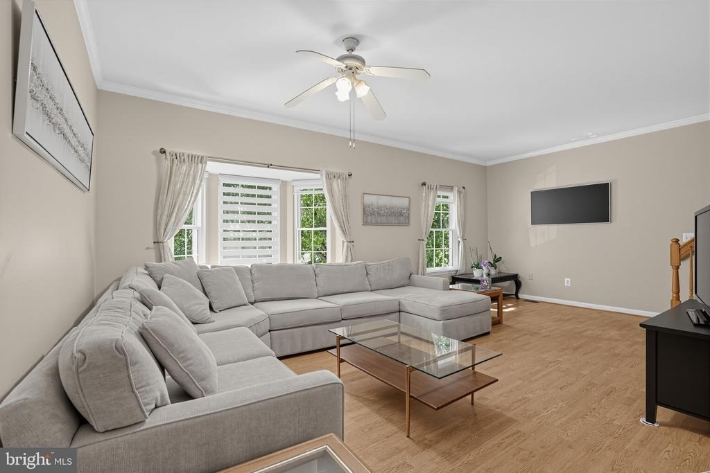 43100 Sherbrooke Terrace - Photo 16