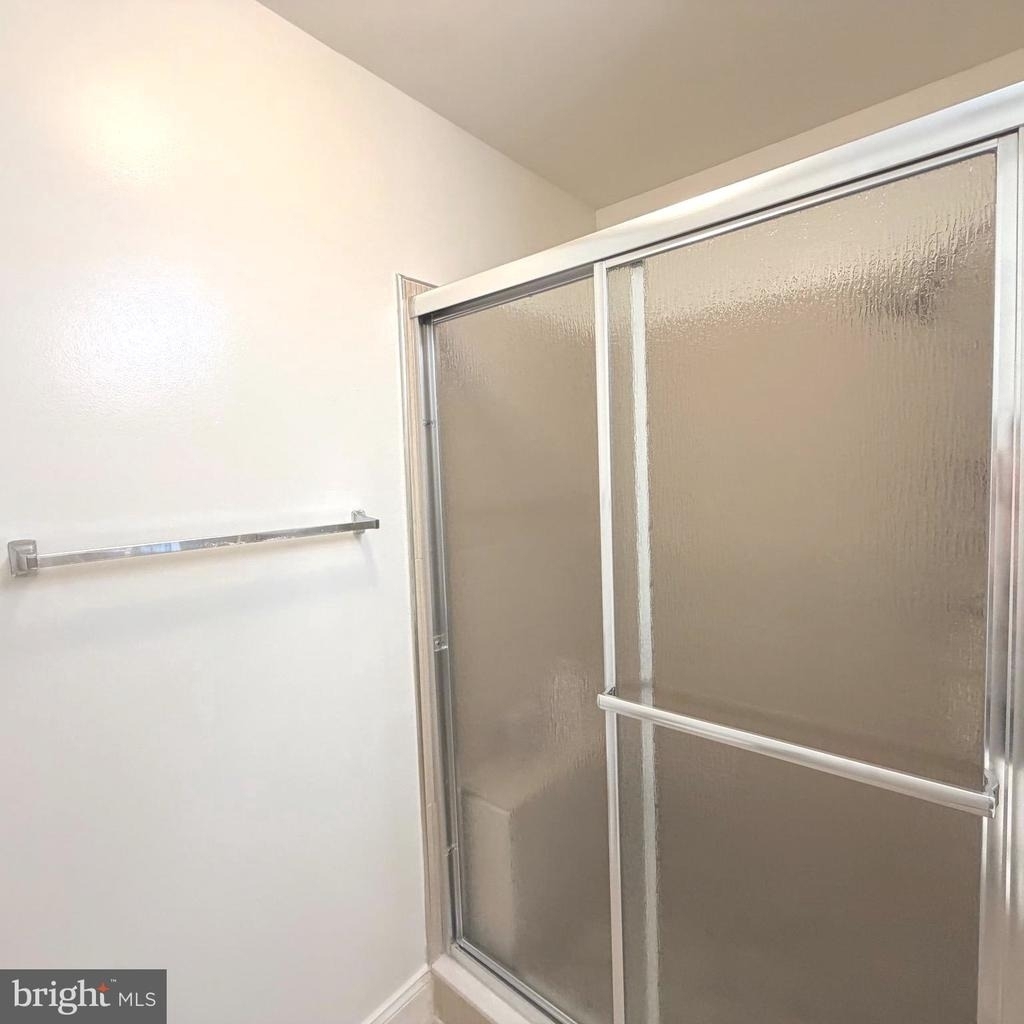 43100 Sherbrooke Terrace - Photo 24