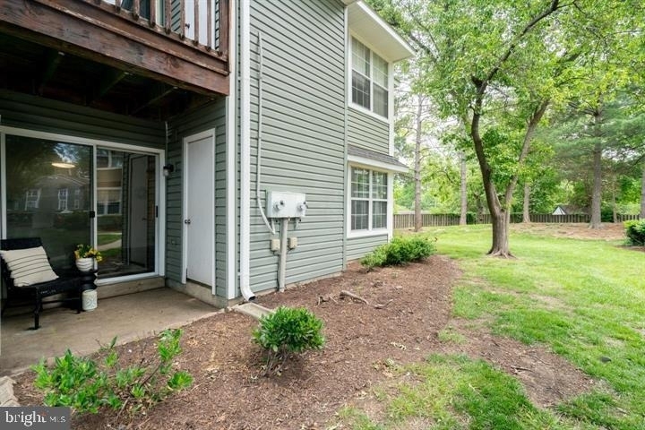 8607 Beekman Place - Photo 12