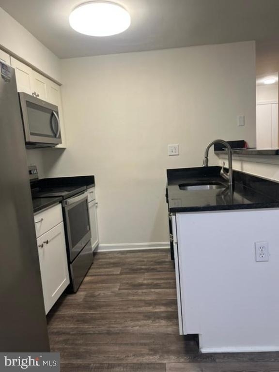 8607 Beekman Place - Photo 2