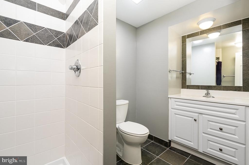 6580 Lochleigh Court - Photo 29