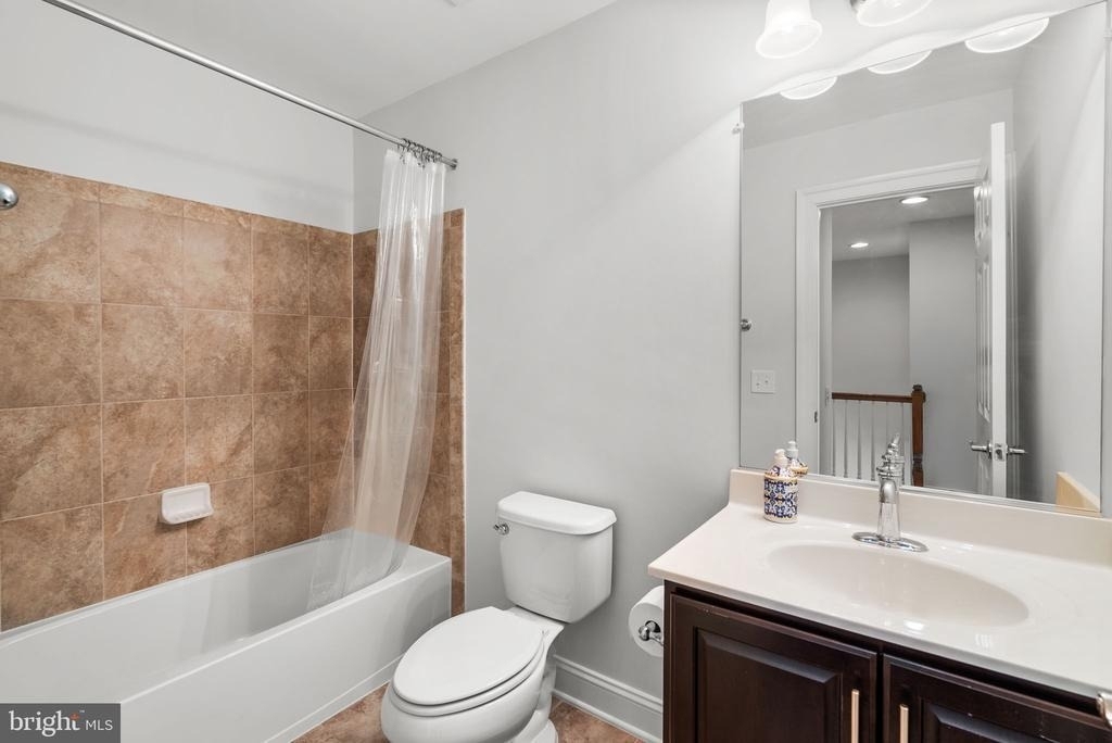 9655 Pullman Place - Photo 22
