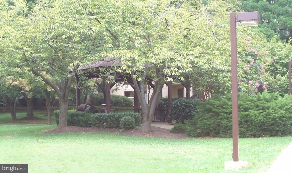 6001 Arlington Boulevard - Photo 25