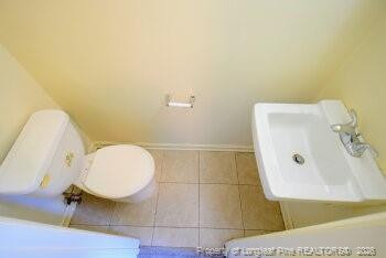 421 Kirkcaldy Court - Photo 6