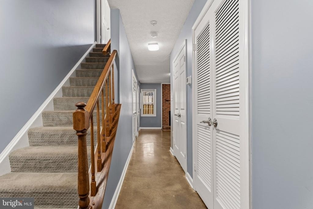 6010 Southward Way - Photo 23