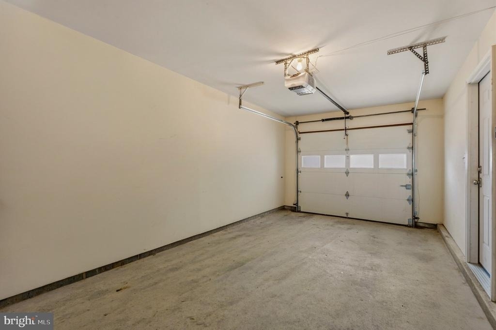 6010 Southward Way - Photo 32