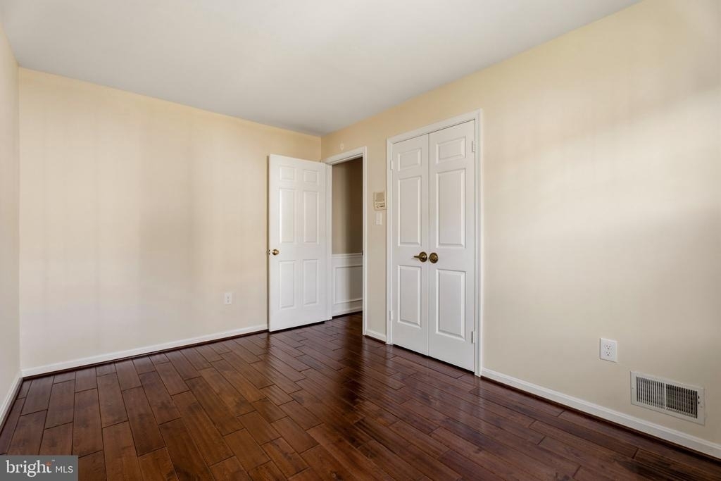 6010 Southward Way - Photo 17
