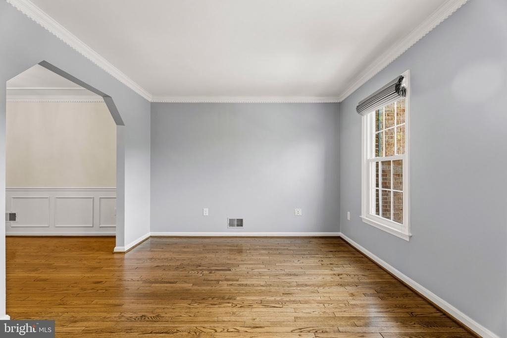 6010 Southward Way - Photo 4