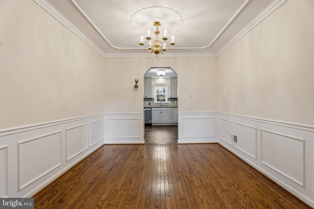 6010 Southward Way - Photo 7