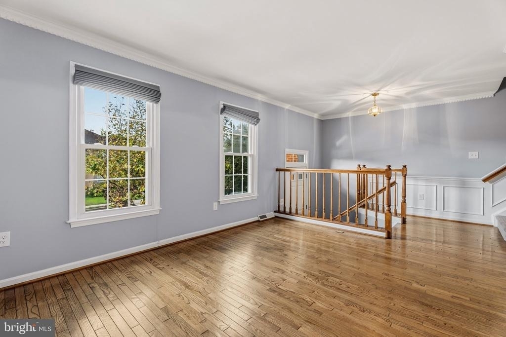 6010 Southward Way - Photo 6