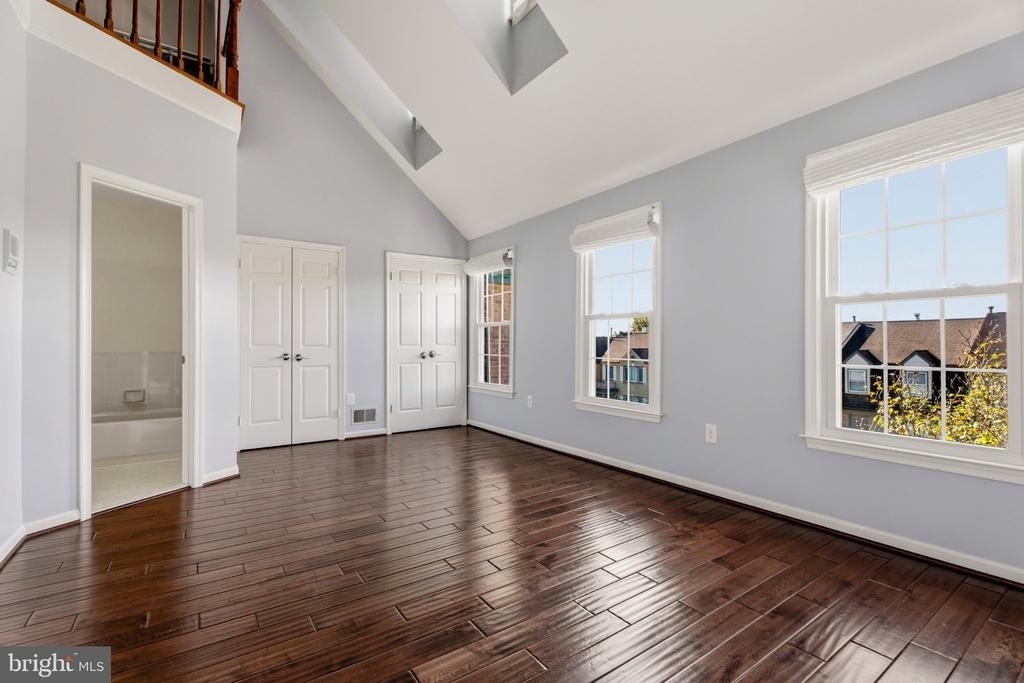 6010 Southward Way - Photo 18