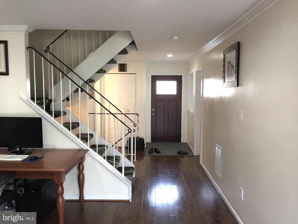 5408 Helm Court - Photo 2