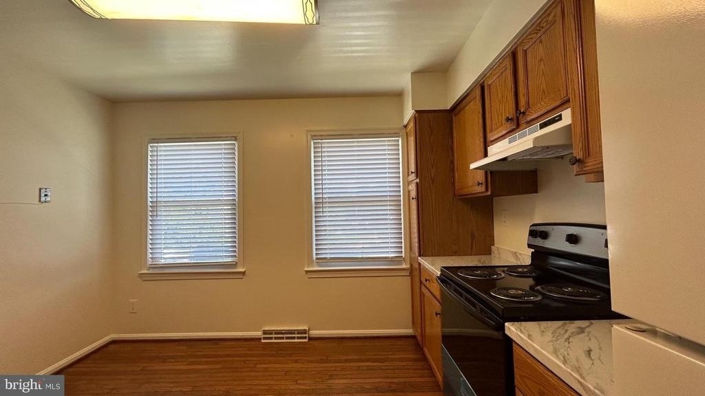3068 Covington Street - Photo 3