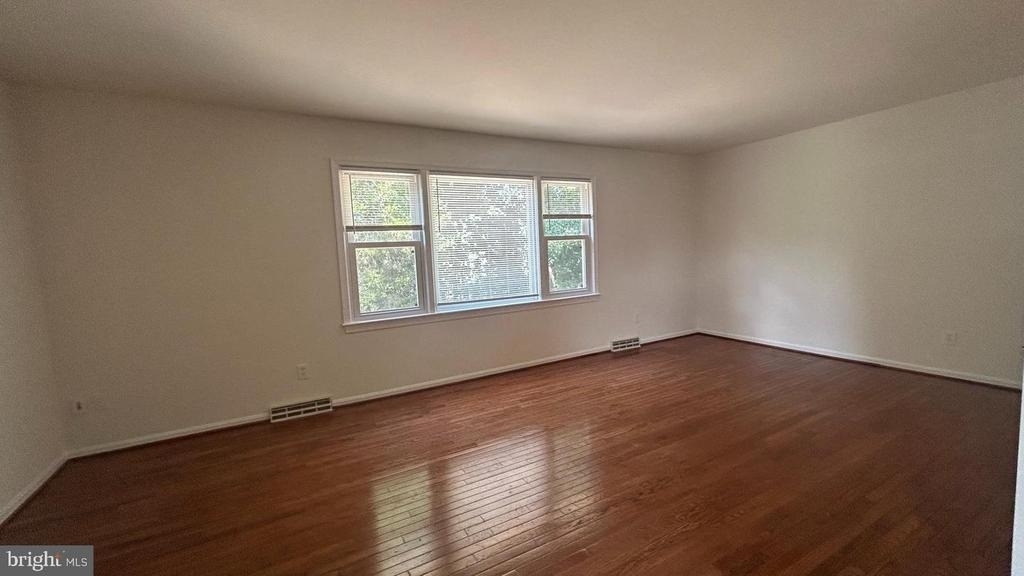 3068 Covington Street - Photo 7