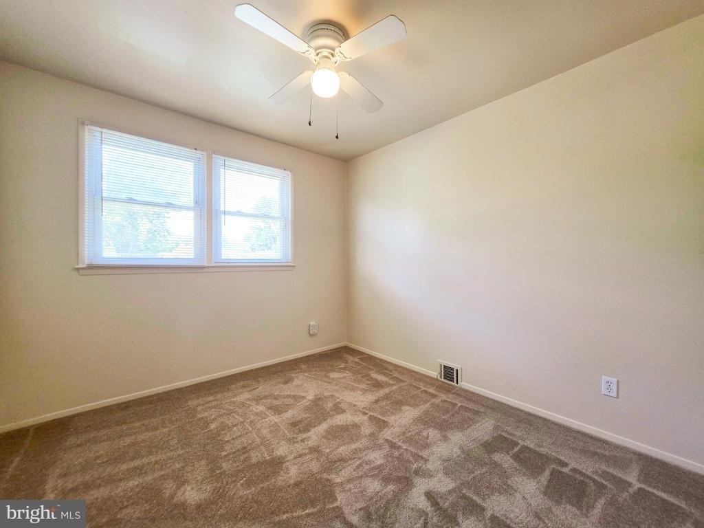 7511 Elgar Street - Photo 11