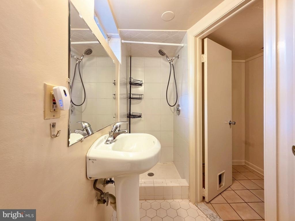 7511 Elgar Street - Photo 20