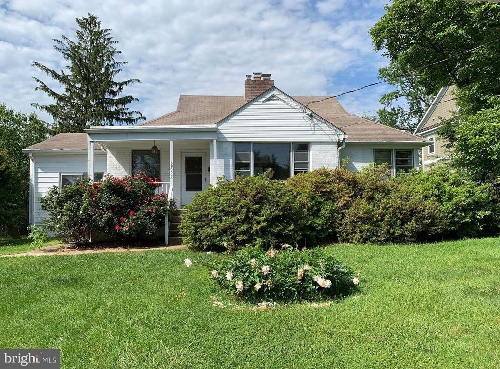 6528 Chesterfield Avenue - Photo 0
