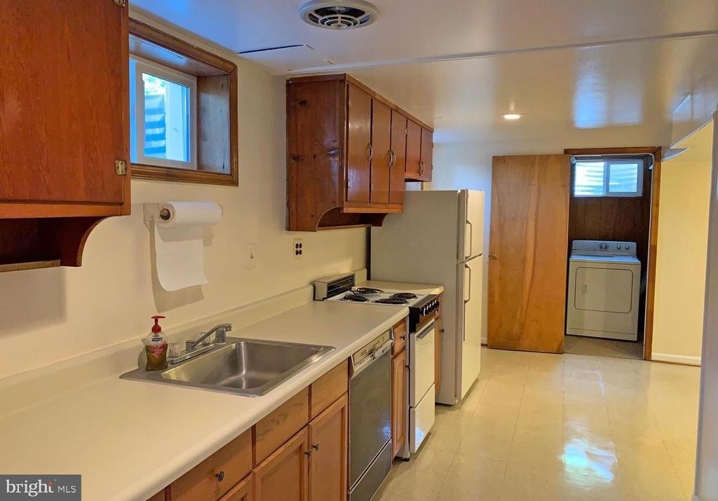 6528 Chesterfield Avenue - Photo 19