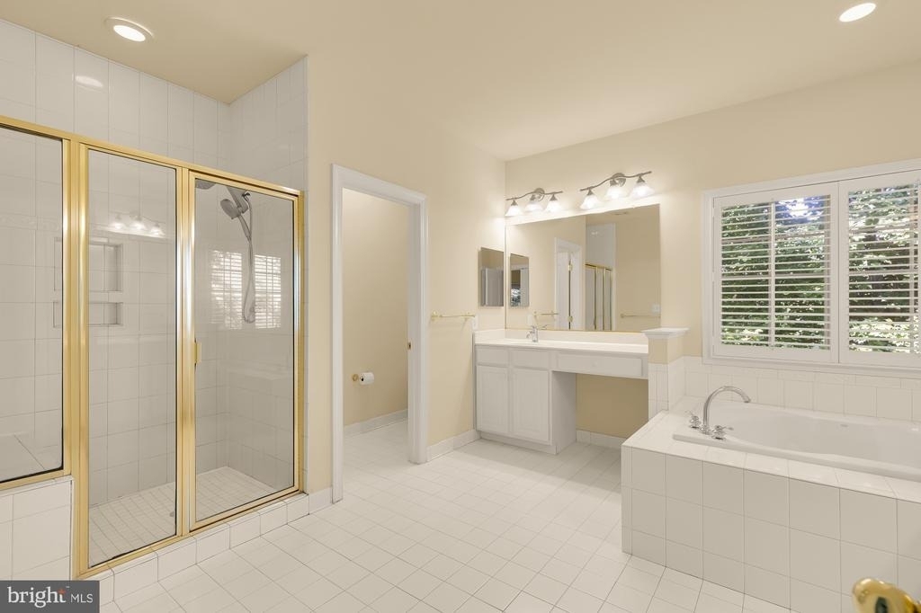 10606 Rosehaven Street - Photo 36