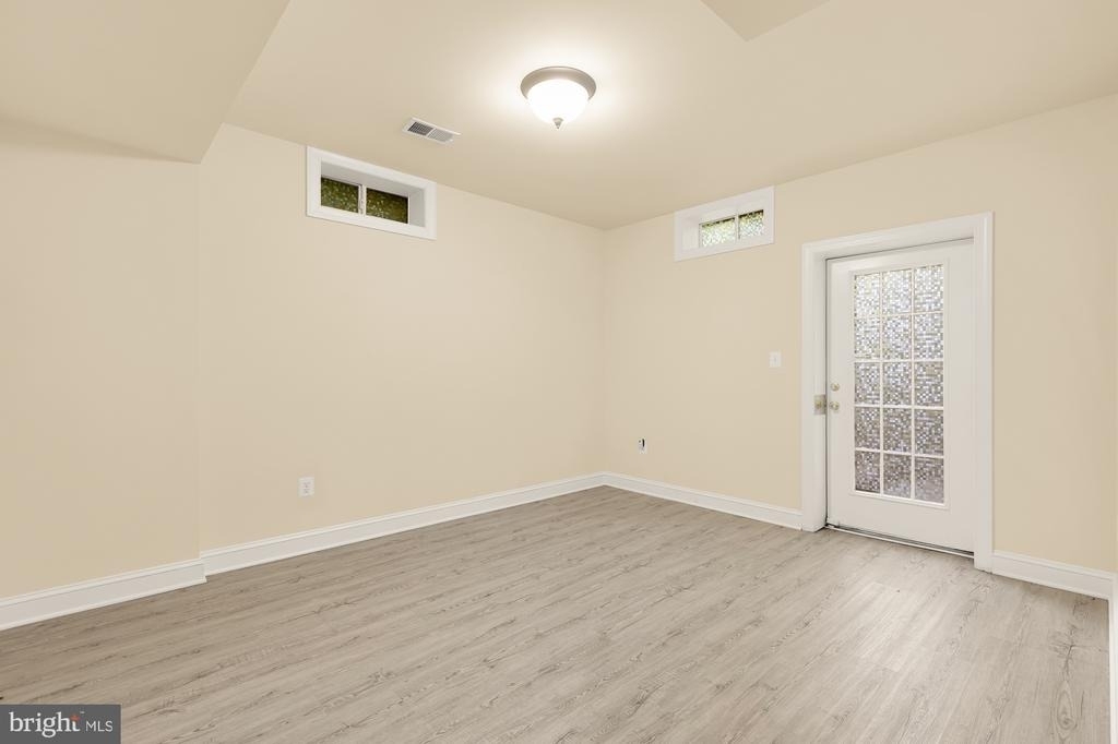 10606 Rosehaven Street - Photo 42