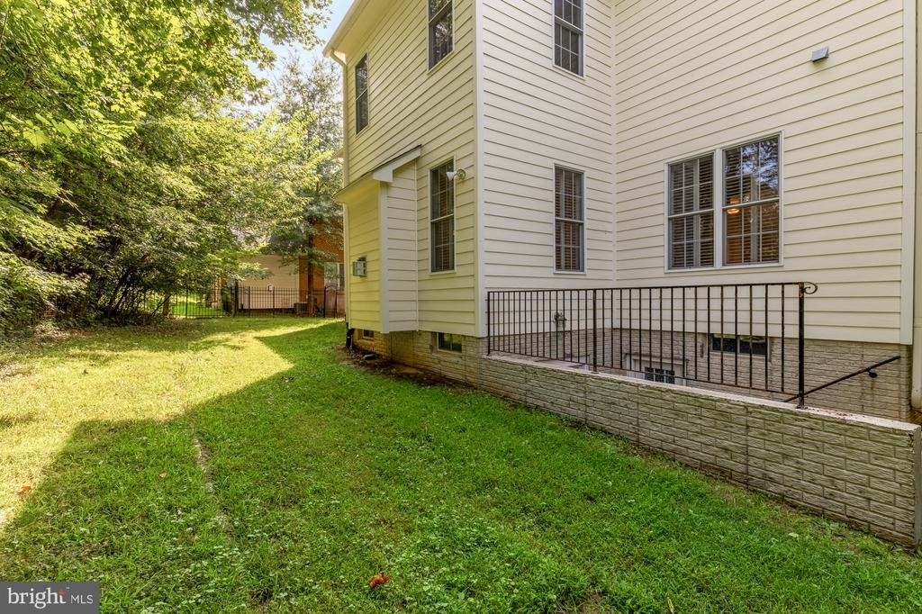 10606 Rosehaven Street - Photo 47
