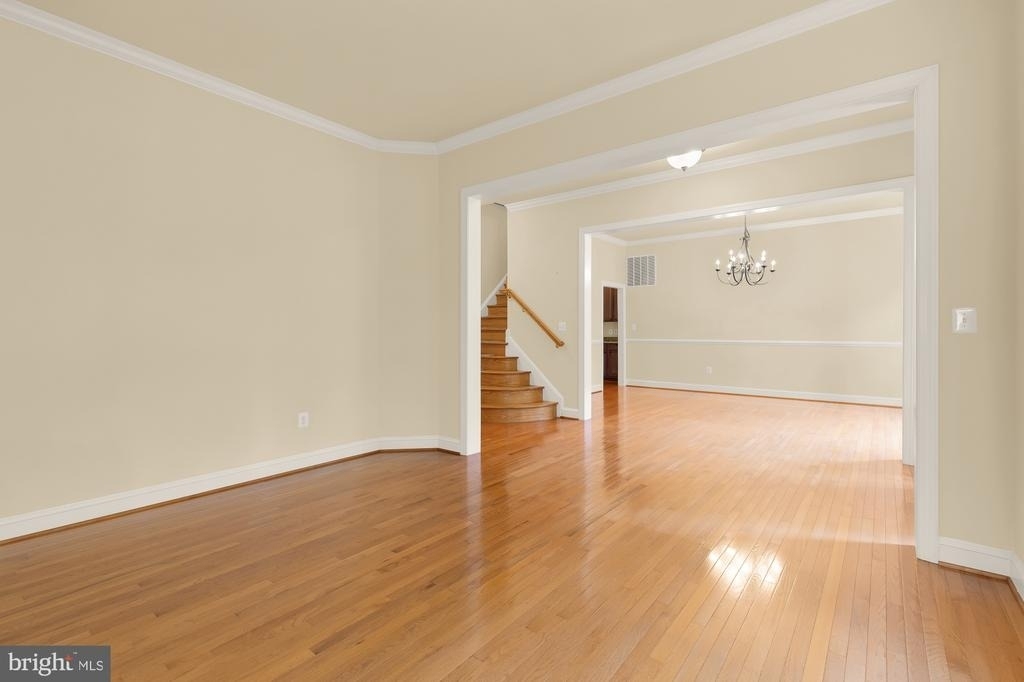 10606 Rosehaven Street - Photo 4