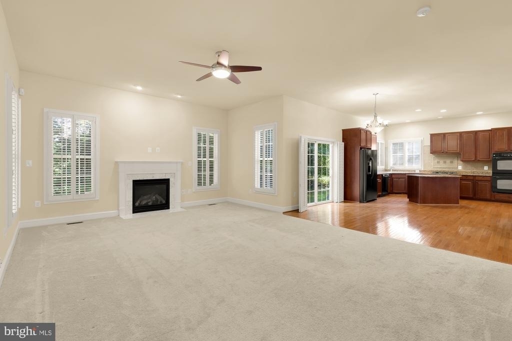 10606 Rosehaven Street - Photo 7